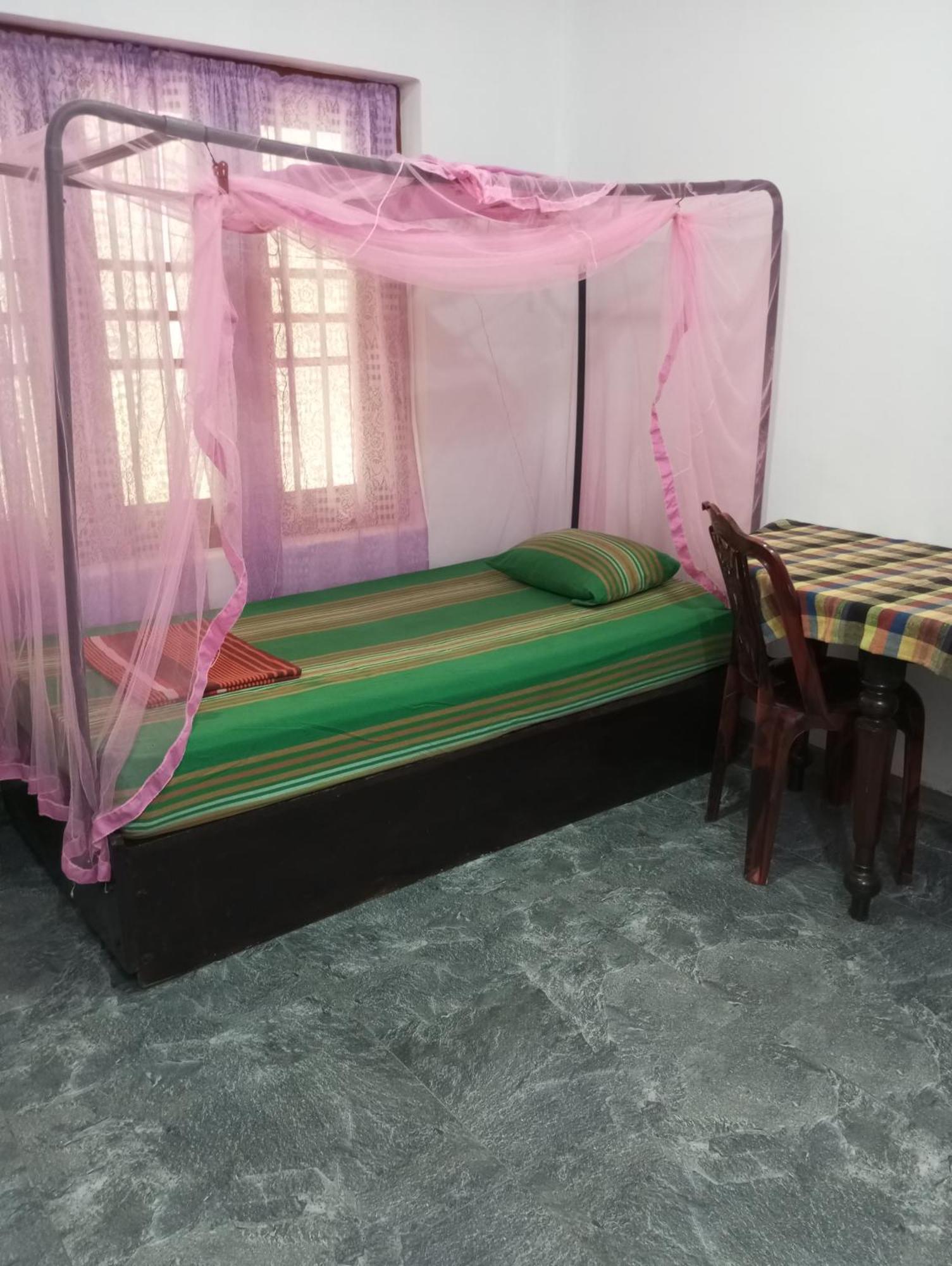Dreams Garden Surf Lodge Midigama East Zimmer foto